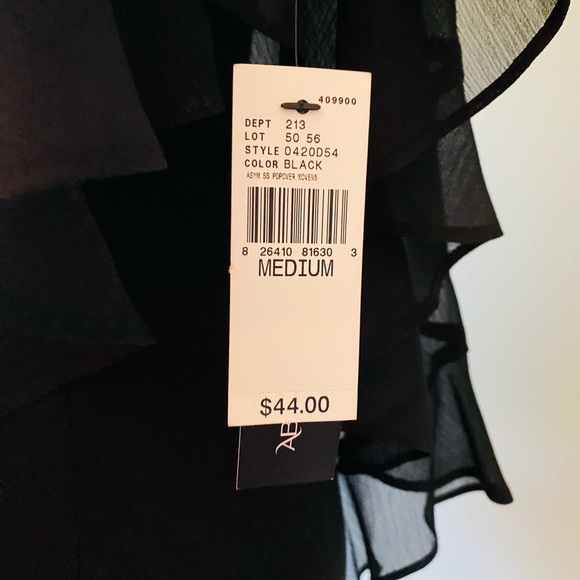 NEW - Elegant Black Women's Poncho Style Top Size Medium - Picture 7 of 9